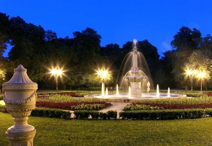 Sziget Apartman Eger Buitenkant foto